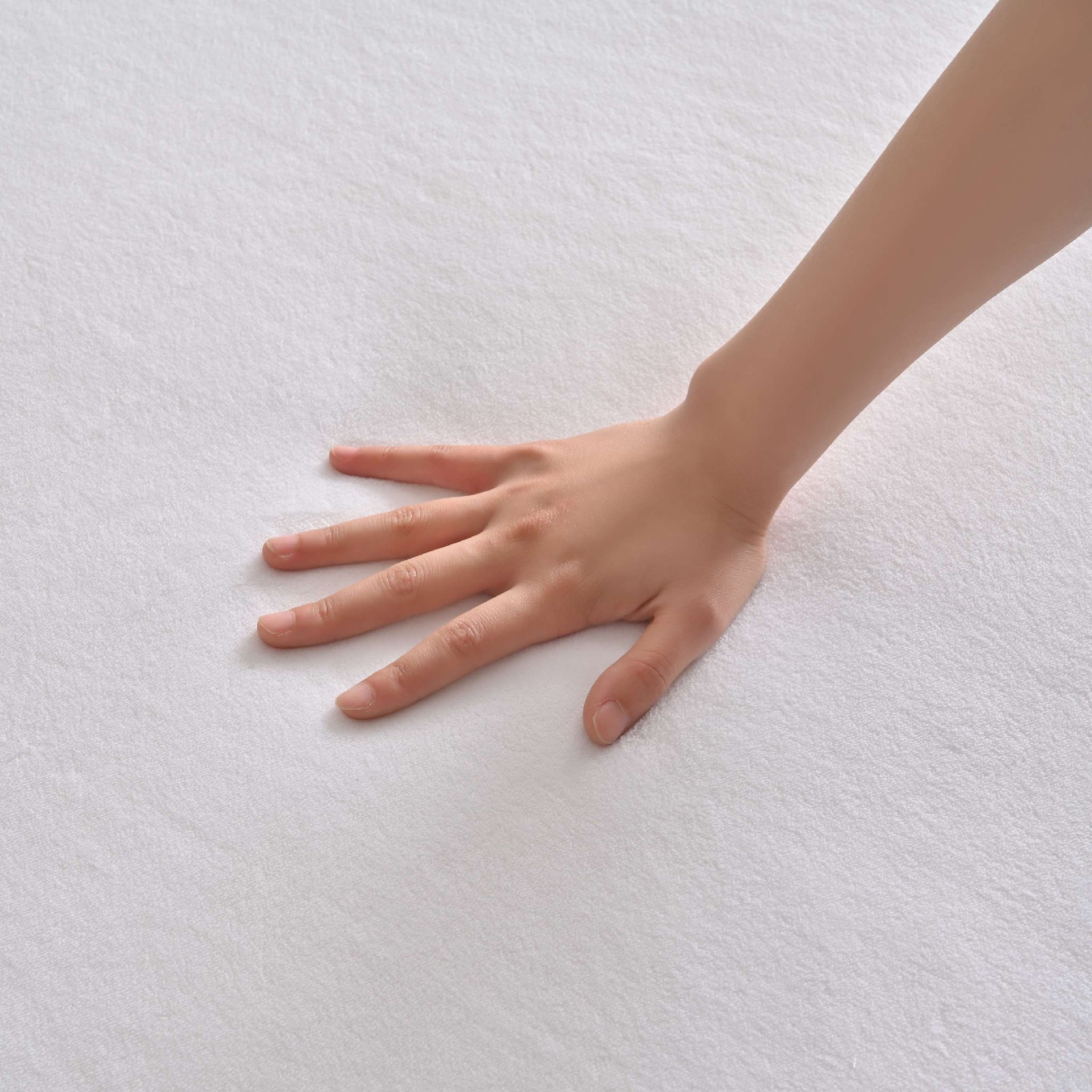 Waterproof Coral Fleece Mattress Protector
