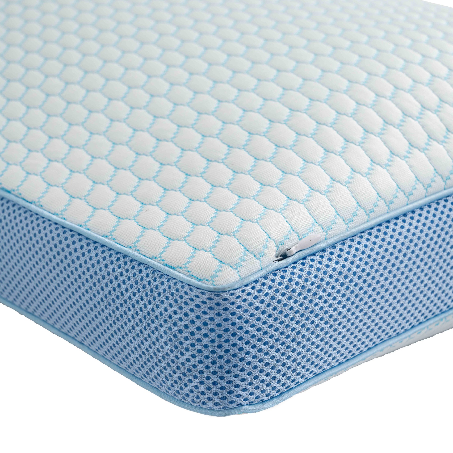 Anti-Sweat Cooling Technology Pillowcase