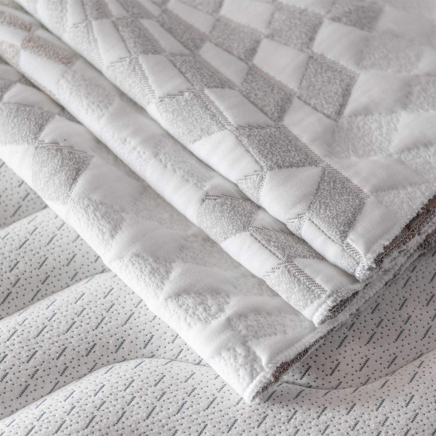 Custom Jacquard Weft Knitted Mattress Fabric