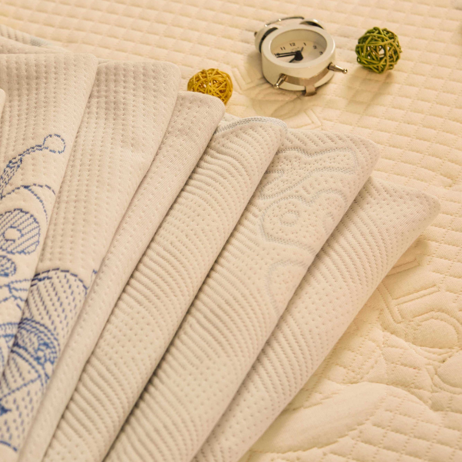 Kids’ Mattress Fabric for OEM Hypoallergenic, Colorful Knitted Textile