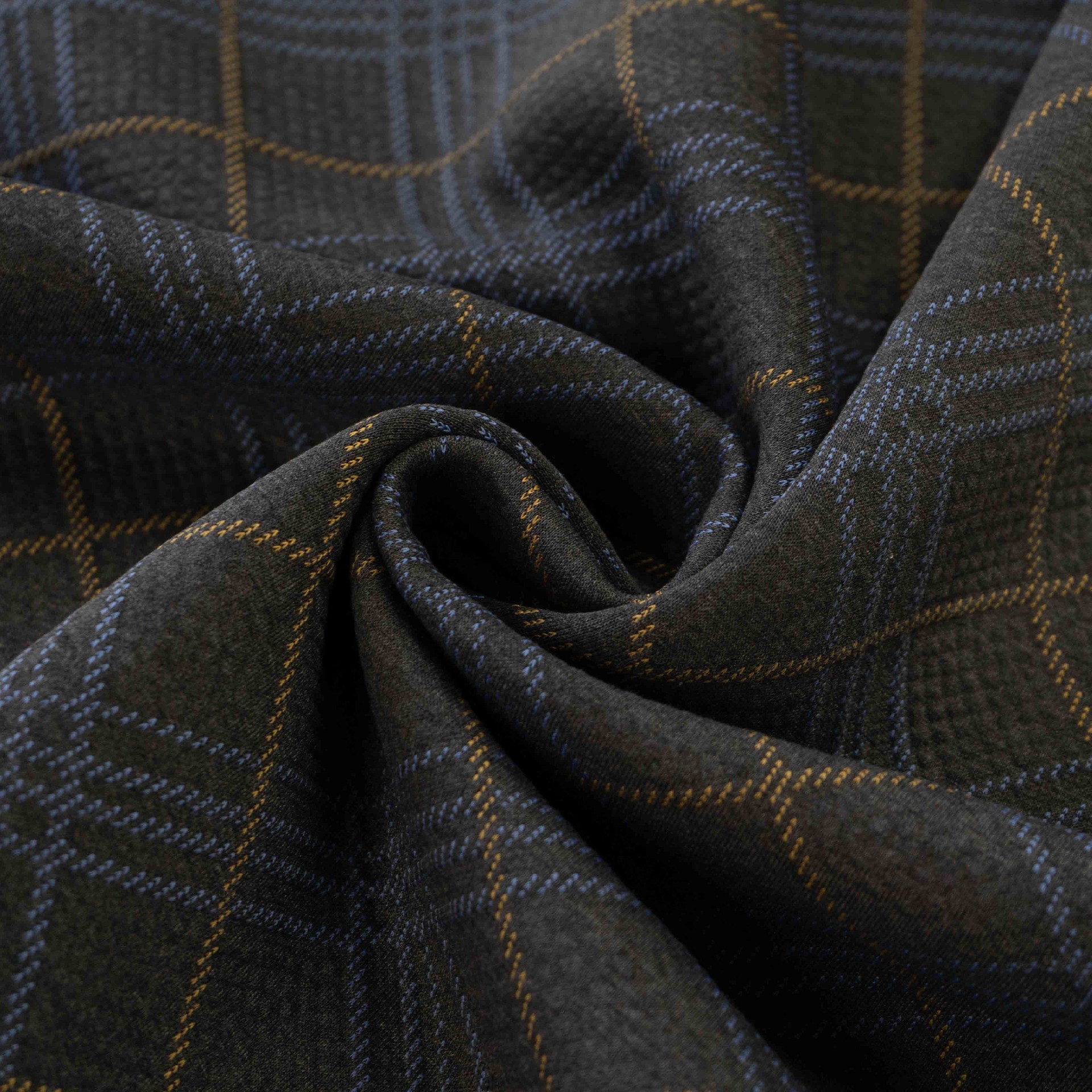 Stylish Plaid Design in Dark Tones for High-End Bedding