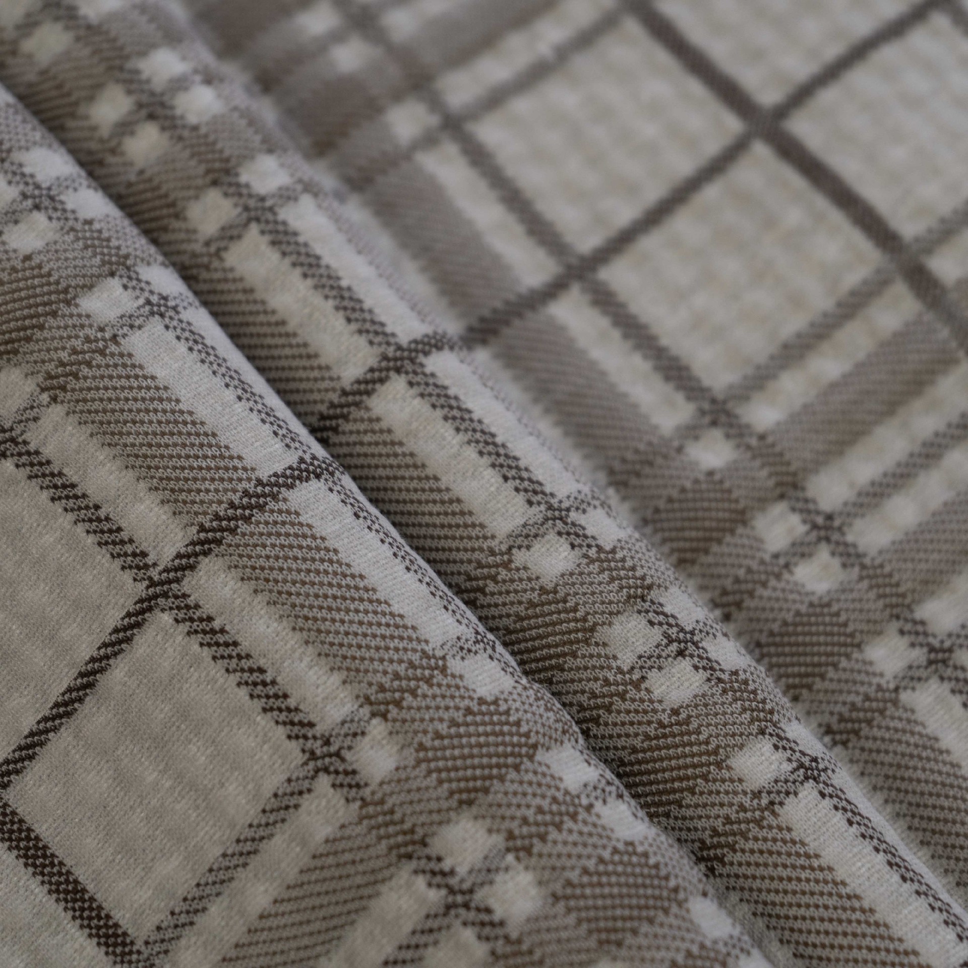 Modern Plaid Mattress Fabric for Luxury Bedding